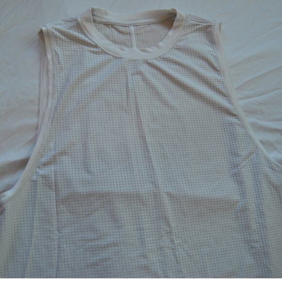 Lululemon Tank White - Picture 2 of 9